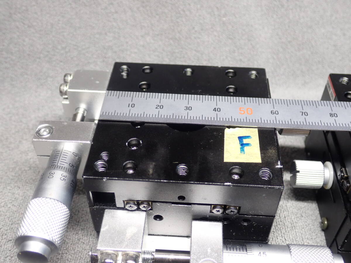  контрольный номер F точный 2 ось stage микрометр имеется стол размер 60×60. б/у 