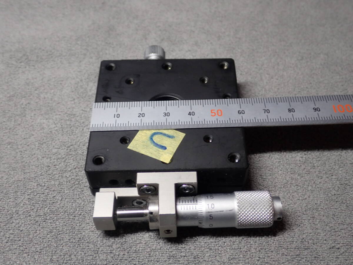  control number U precise stage micrometer attaching table size 60×60. used 