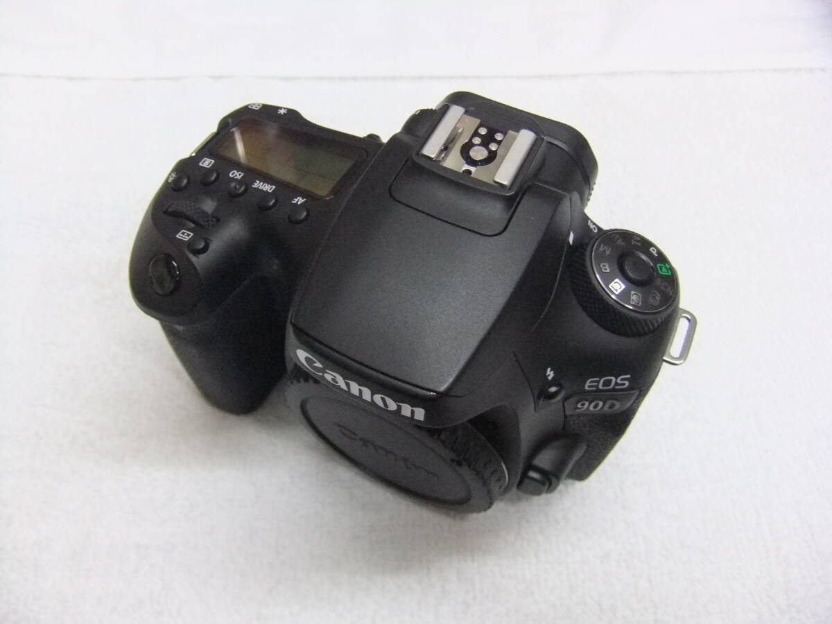 美品 キヤノン CANON EOS 90D ボディ 3250万画素 元箱,予備バッテリー,USBケーブル,SDXC64GB付 動作確認済の画像5