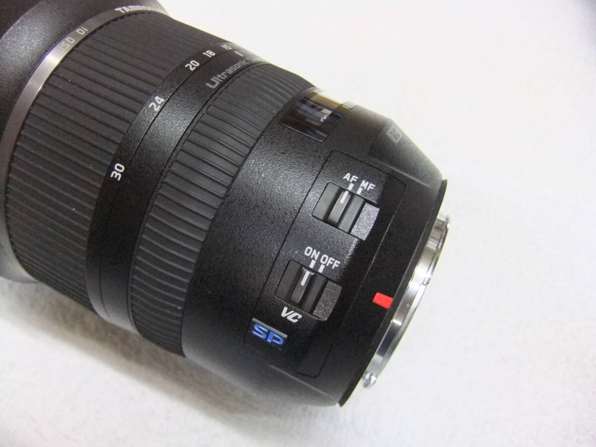 美品 タムロン TAMRON 広角ズームレンズ SP 15-30mm F2.8 Di VC USD キヤノン用 フルサイズ対応 A012 カビ,クモリなし_画像10