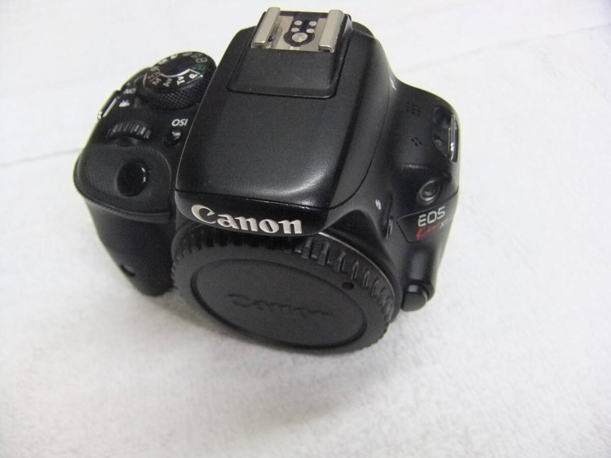 2013年発売 キヤノン CANON EOS KISS X7 ボディ 1800万画素 使用説明書,充電器,SD2GB付_画像6