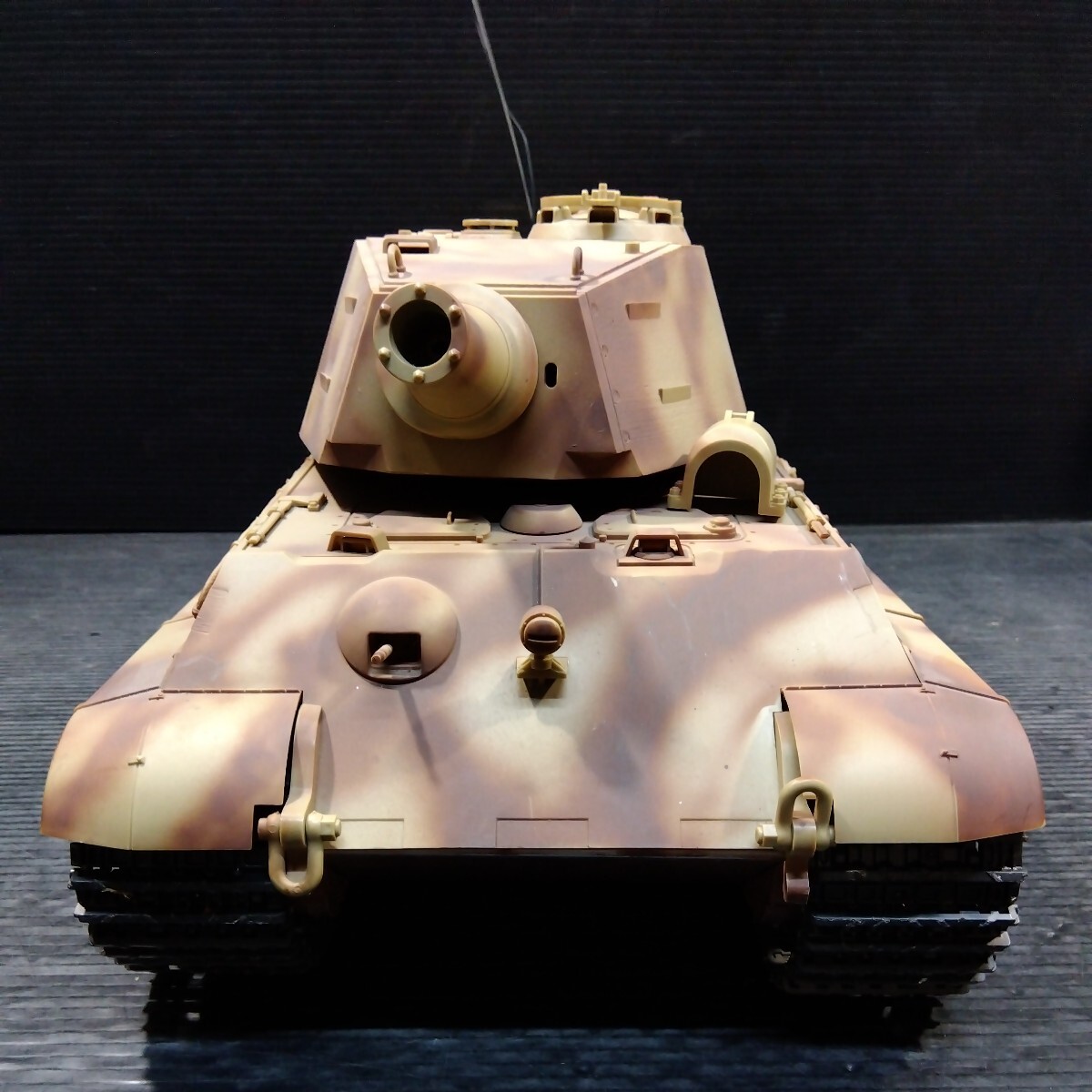 当時物 組済 古い タミヤ TAMIYA 小鹿 ドイツ 重戦車 キングタイガー TIGER 1/6 ラジコン レトロ ビンテージ 1981年 レア 希少 現状品にて_画像2