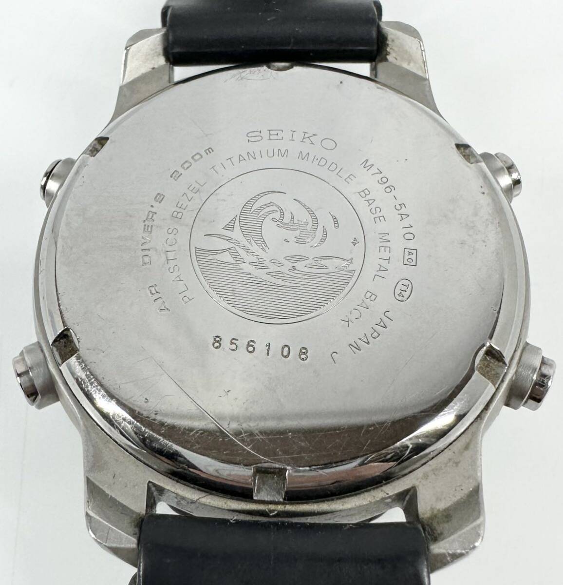 【稼働品】 SEIKO セイコー M796-5A10 SCUBA メンズ 腕時計 クォーツ QZ AIR DIVER'S 200m デジタル ブラック 防水 現状品_画像4