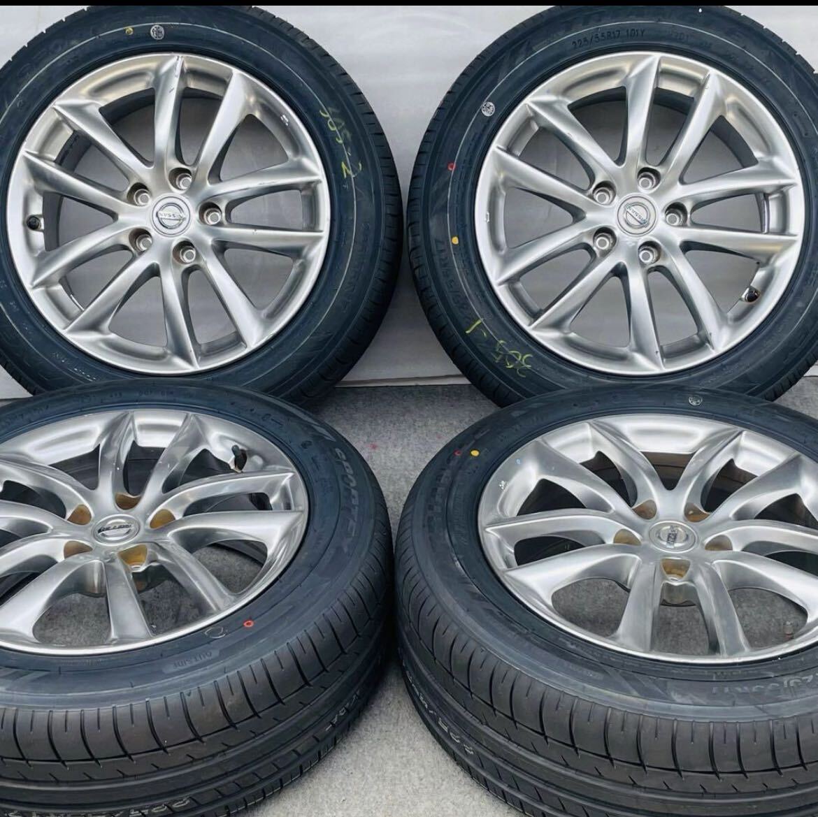 新品タイヤ。NISSAN日産 スカイライン V37 純正17インチ× 7.5J +45 5H 114.3 アルミホイールTRIANGLE Sportex TH201 225/55R17ラジアル4本_画像1