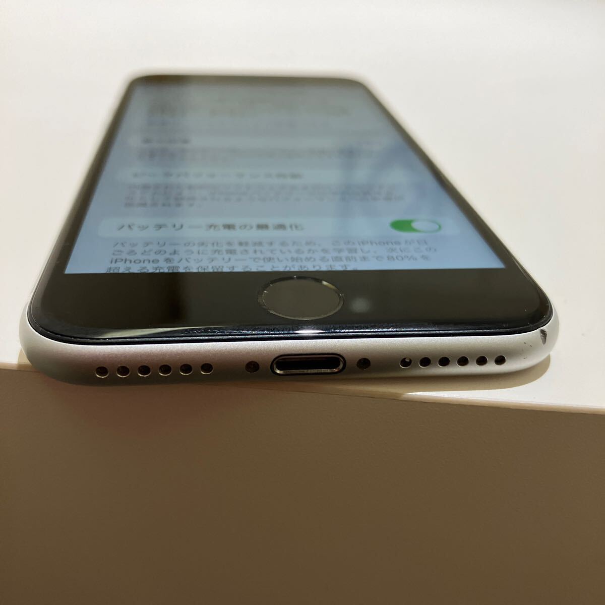 SoftBank SIMロック解除済み iPhone SE2 第2世代 64GB ホワイト MHGQ3J/A Apple 本体のみ ◯判定 HON-K-17 同梱不可の画像10