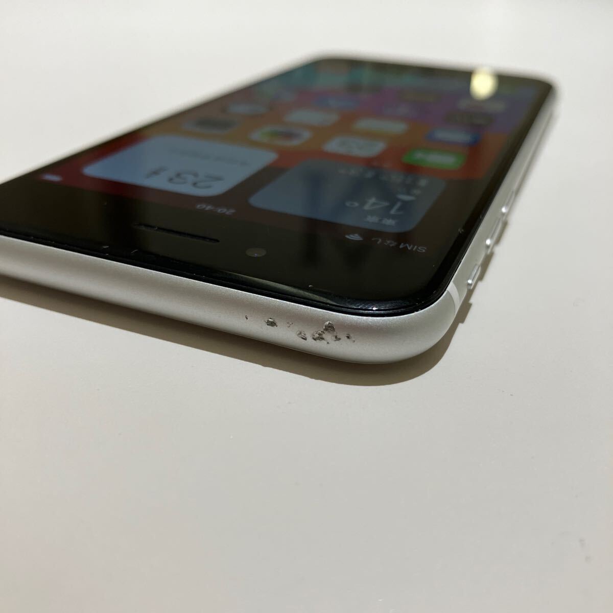 SoftBank SIMロック解除済み iPhone SE2 第2世代 64GB ホワイト MHGQ3J/A Apple 本体のみ ◯判定 HON-K-17 同梱不可の画像5