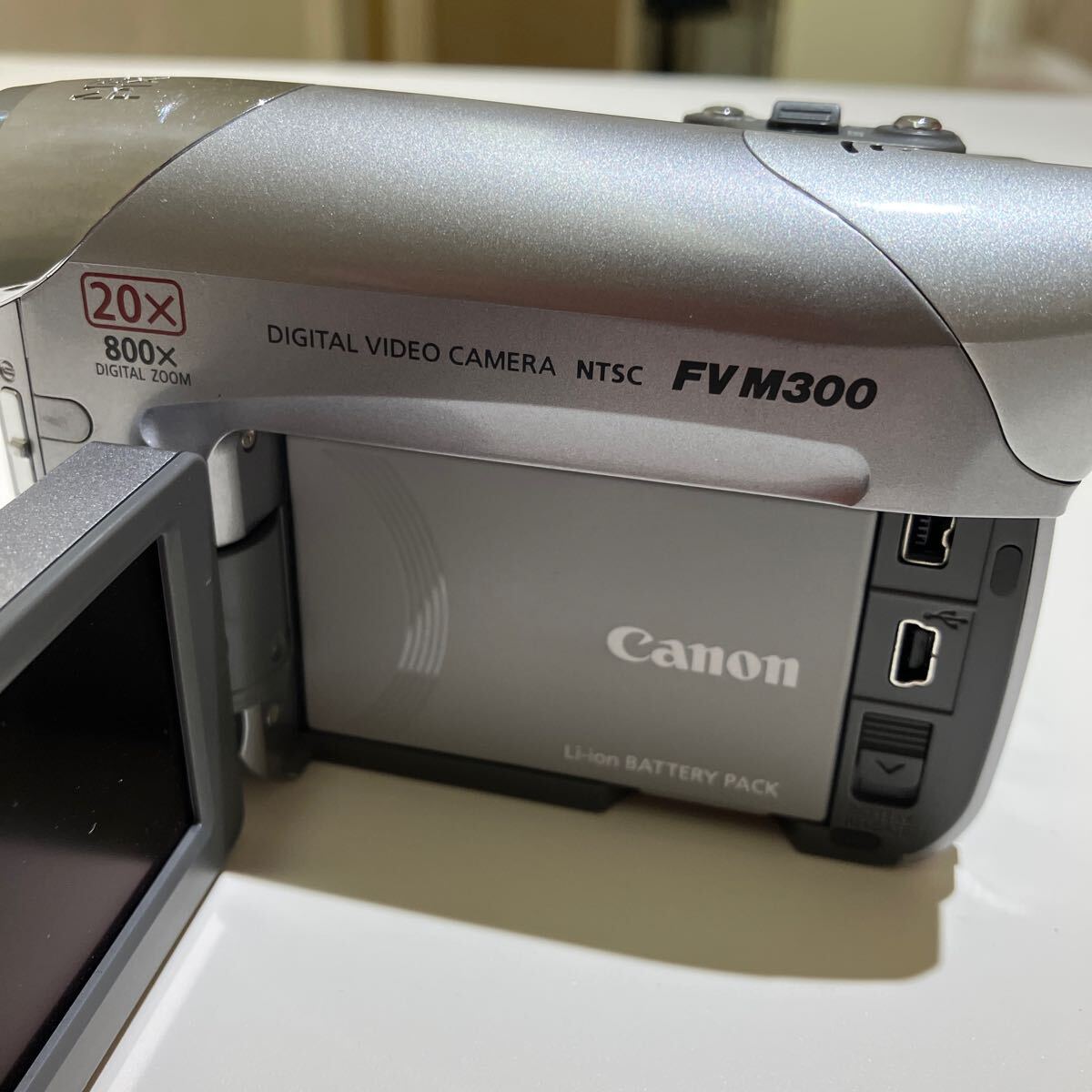 動作未確認ジャンク品 Canon キャノン FV M300 デジタルビデオカメラ 同梱不可 HON-Z-61_画像5