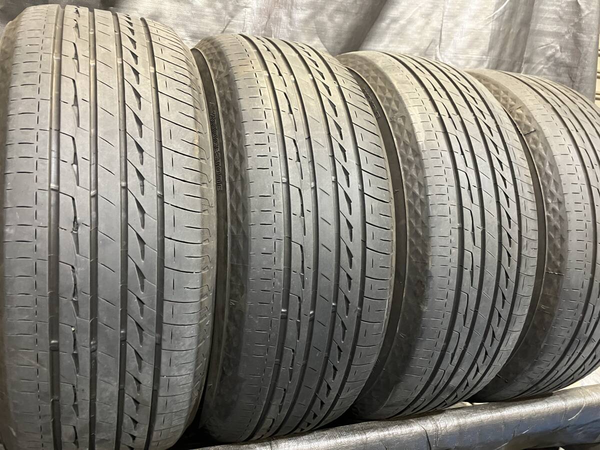 バリ溝 ブリヂストン 205/55R16 REGNO GR-XⅡ 4本セット 中古タイヤ 205/55-16 カローラ ノアハイブリッド ヴォクシーハイブリッドの画像1