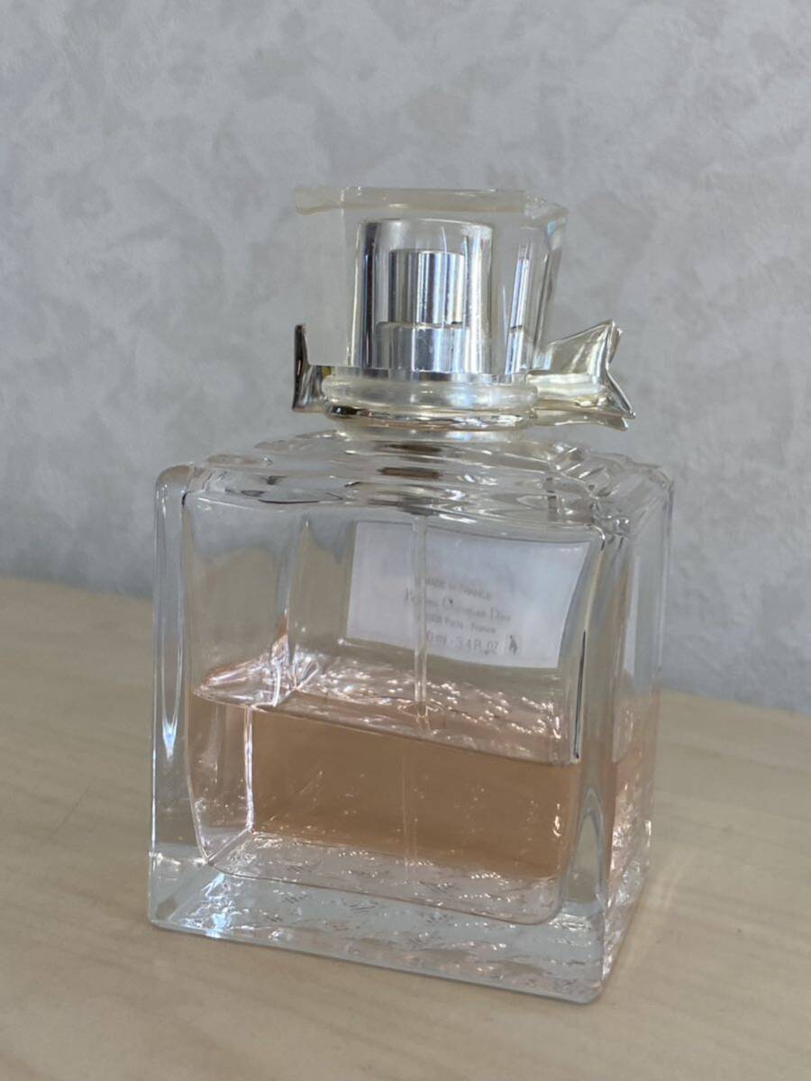 Miss Dior ミス ディオール 〈オードゥトワレ〉100ml スプレー　香水　EDT SP_画像2