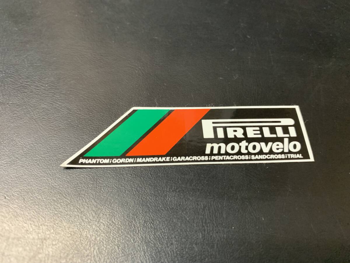 未使用　PIRELLI motovelo　ピレリ　モトベロ　ステッカー