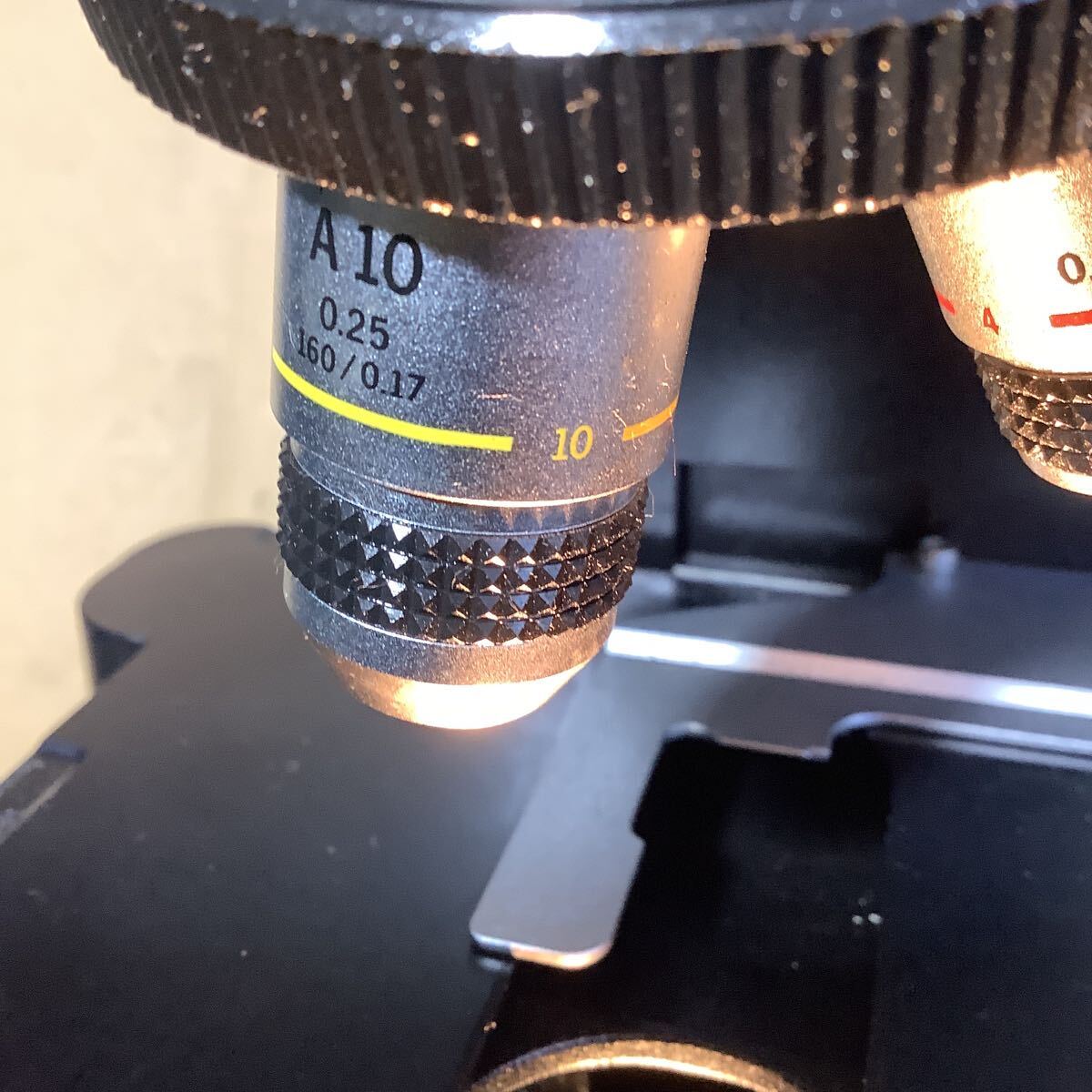OLYMPUS オリンパス CH30LF100顕微鏡 中古品現状渡し品です。レンズは4種類有りますが_画像2