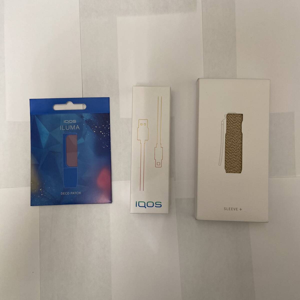 【B-13406】1円スタート IQOS ILUMA DECO PATCH グリップパッチ IQOS 専用USBケーブル IQOS ILUMA Sleeve スリーブ 未使用品の画像1