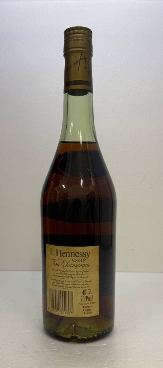 【DHS-2639YK】1円～ Hennessy V.S.O.P Fine Champagne フィーヌ シャンパーニュ ヘネシー コニャック 40％ 700ml 古酒 保管品_画像2