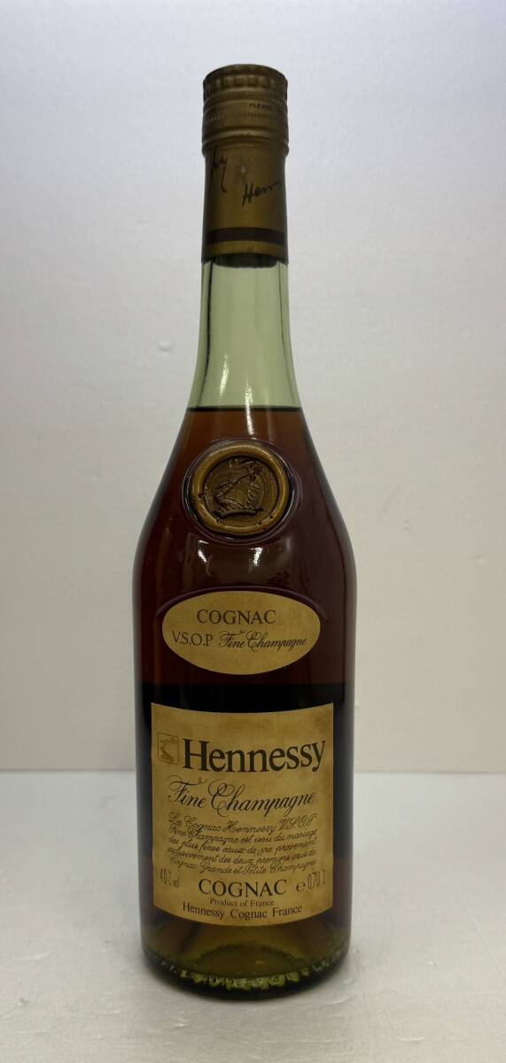 【DHS-2639YK】1円～ Hennessy V.S.O.P Fine Champagne フィーヌ シャンパーニュ ヘネシー コニャック 40％ 700ml 古酒 保管品_画像1