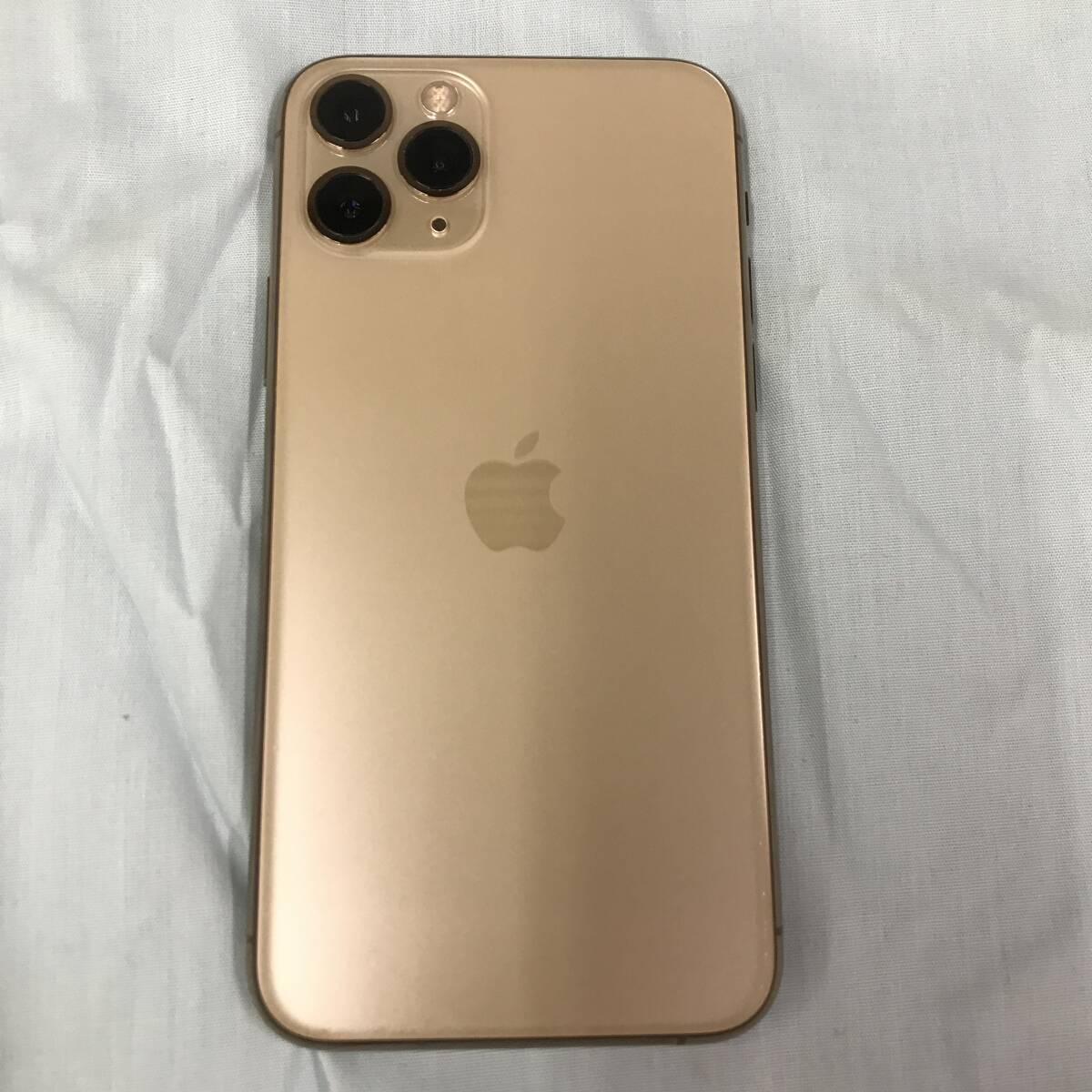 sx445 送料無料！docomo Apple iPhone 11 Pro 256GB MWC92J/A スマートフォン ゴールド 本体のみ 判定：○ 最大容量：68%_画像5