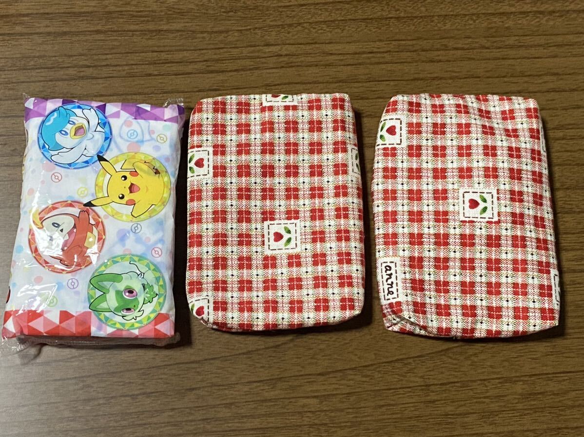  pocket tissue case Mini hand made child care . elementary school student go in . go in . red check pattern 