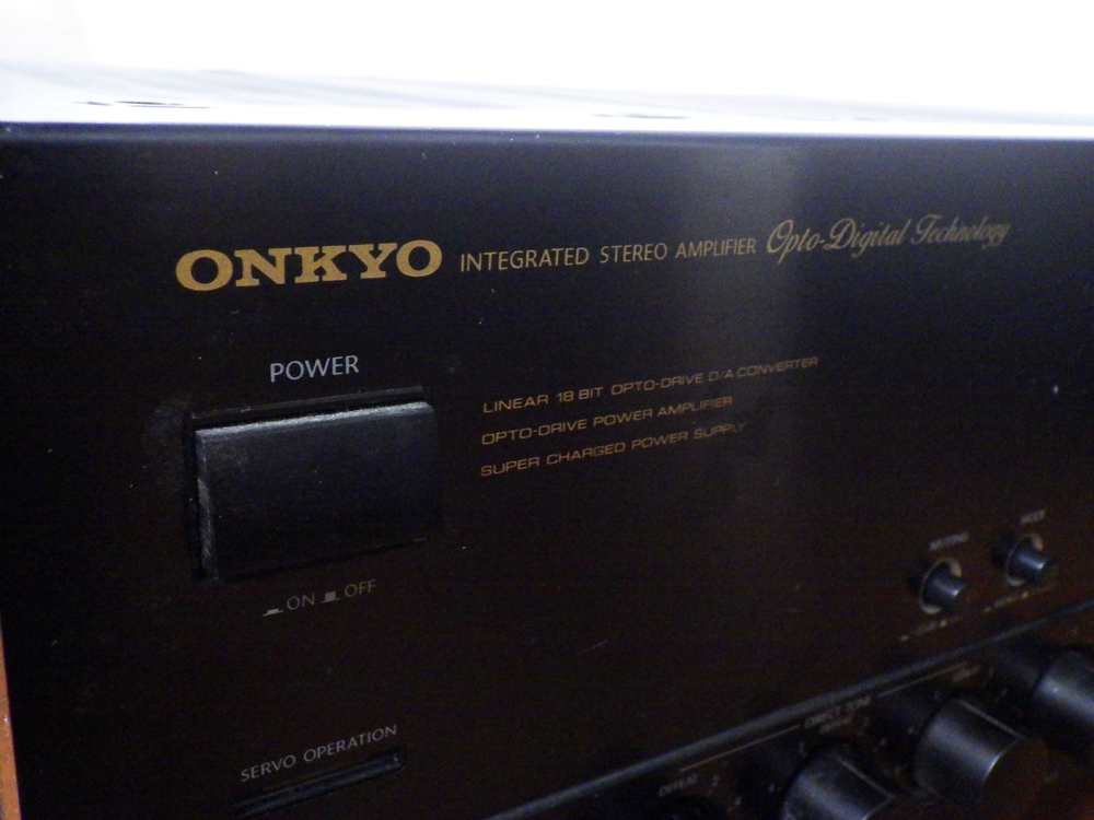 B24-413【店頭受取限定】【ジャンク】ONKYO オンキョー デジタルプリメインアンプ A701XD Integra 取説付 ※通電確認済/音量小さいの画像5