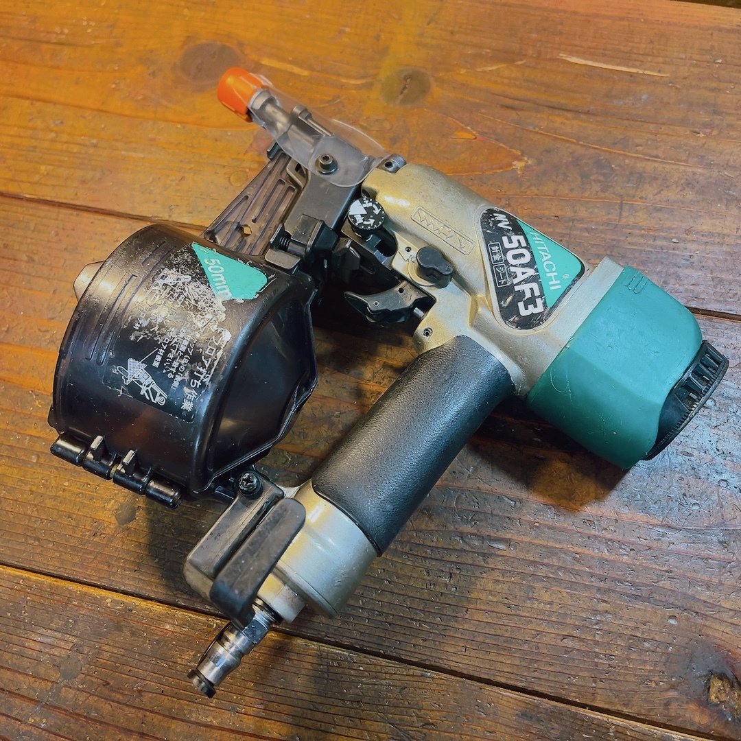 7日保証・整備済】消耗部品多数交換 日立 HIKOKI 常圧 50mm 釘 7日保証・整備済】消耗部品多数交換 日立 HIKOKI 常圧 50mm 釘