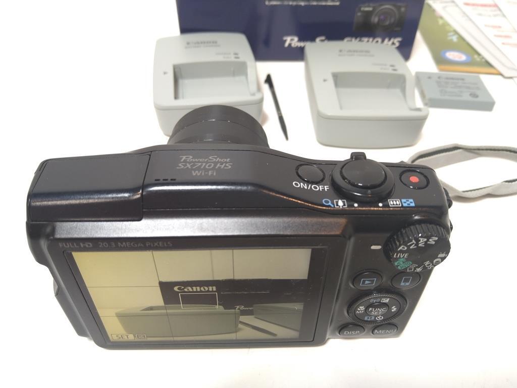 C60　CANON　デジタルカメラ　Power　Shot　SX710HS　中古　動作品　バッテリー、充電器2個付き_画像10