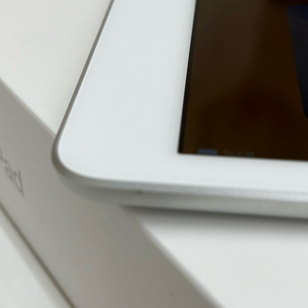 【送料無料/中古美品】 Apple iPad 第8世代 Wi-Fi 32GB シルバー MYLA2J/A 2020年秋モデル【一丁目店】_画像5