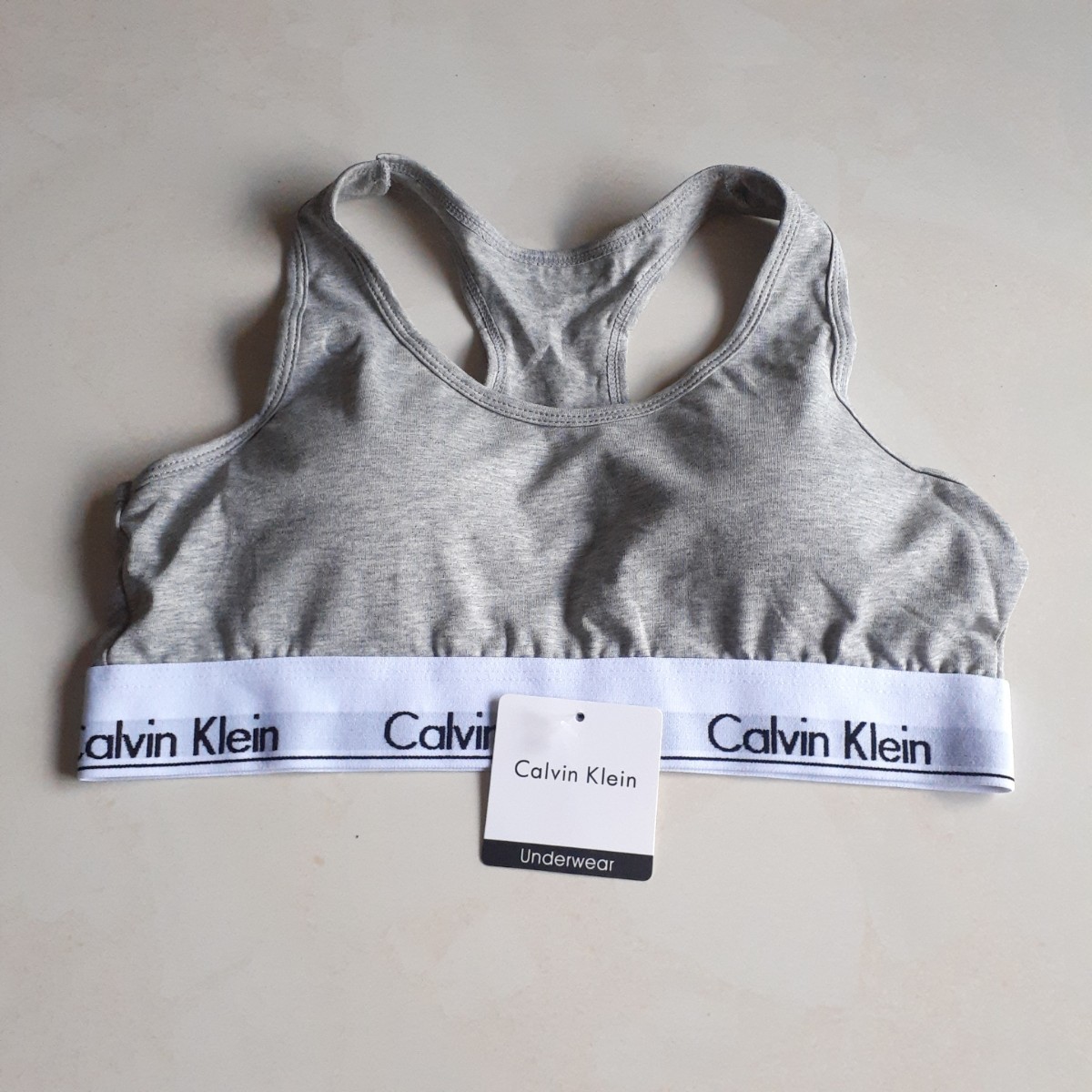 Mサイズ　カルバンクライン　スポーツブラセット　上下セット　グレー　下着 Calvin klein CK 新品未使用_画像8