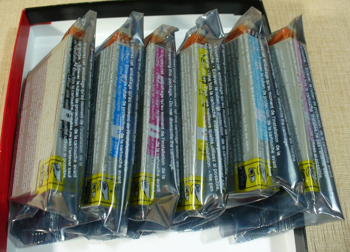 エプソン 互換インクカートリッジ　IC6CL50相当　ICBK50 / ICC50 / ICM50 / ICY50 / ICLC50 / ICLM50　6色セット　未使用！_紙箱は撮影のためのもので、付属しません。