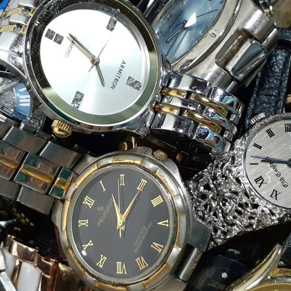 腕時計 130点以上 5.5㎏超 大量 まとめ売り ジャンク扱い メンズ レディース PEUGEOT LORUS ELGIN BENRUS FOSSIL 他 Watch LOT R01_画像4