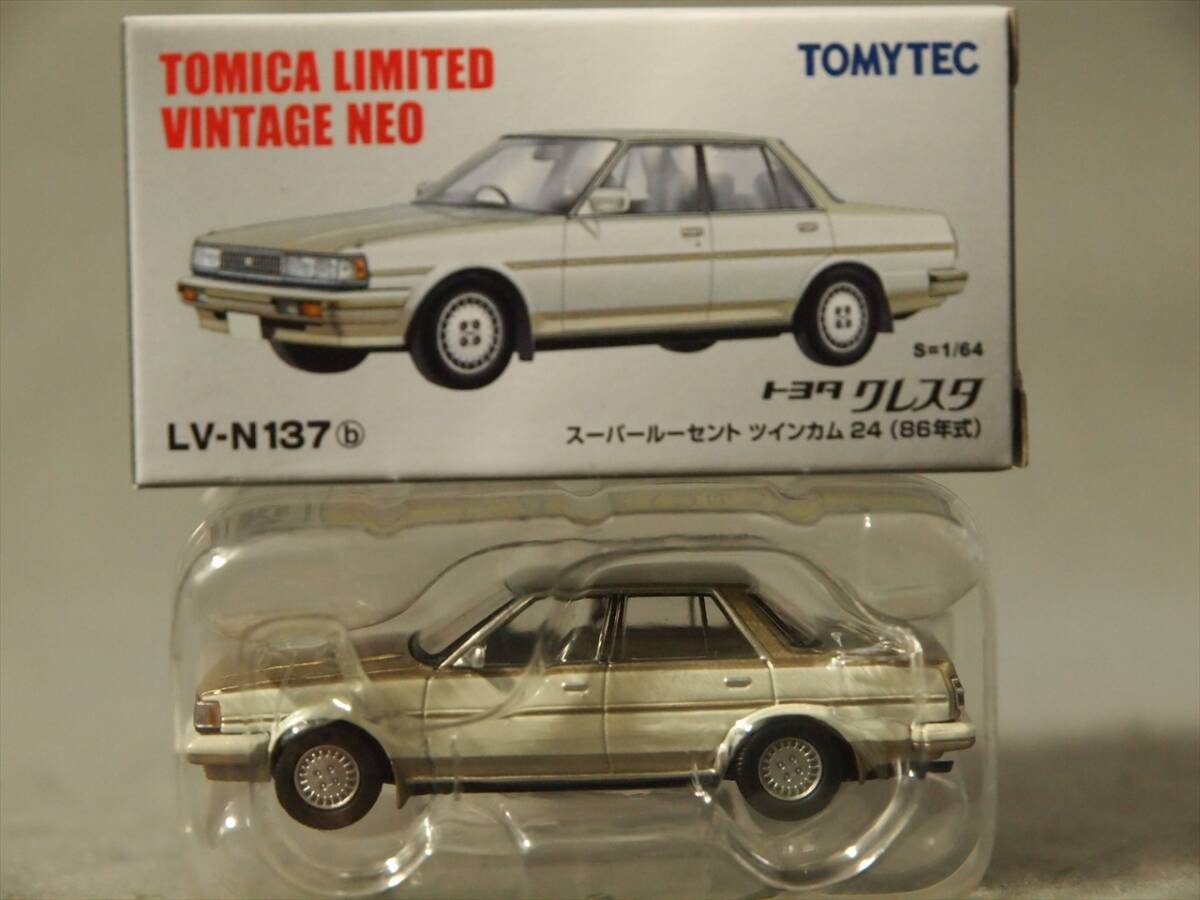 1/64 トヨタ クレスタ スーパーパールーセント ツインカム24 (86年式) トミーテック トミカリミテッドヴィンテージNeo LV-N137b_画像1