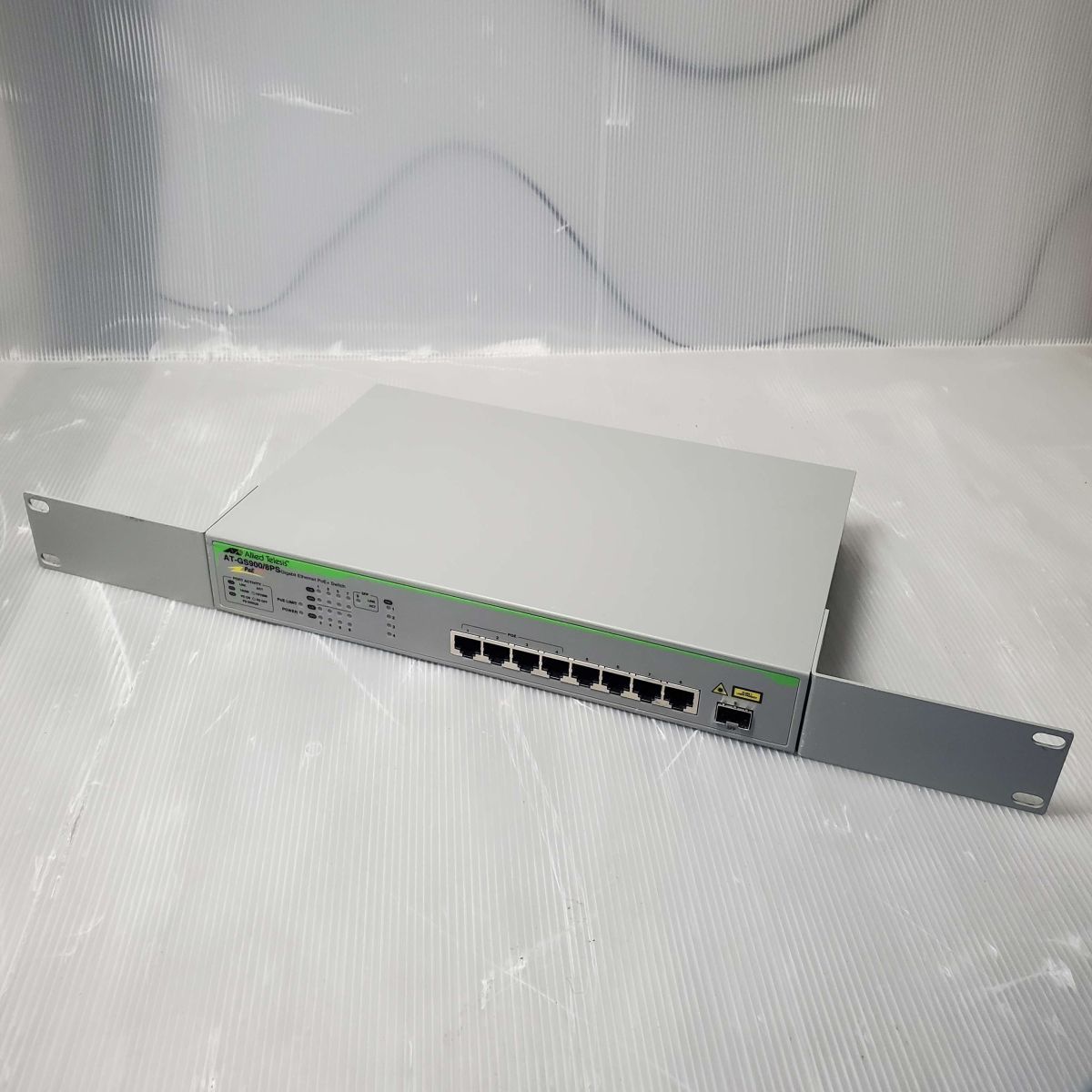 @T0056 AlliedTelesis AT-GS900/8PS Gigabit Ethernet PoE+ Switch RJ45 4ポートPoE対応 ギガビットイーサPoE+スイッチ_画像3
