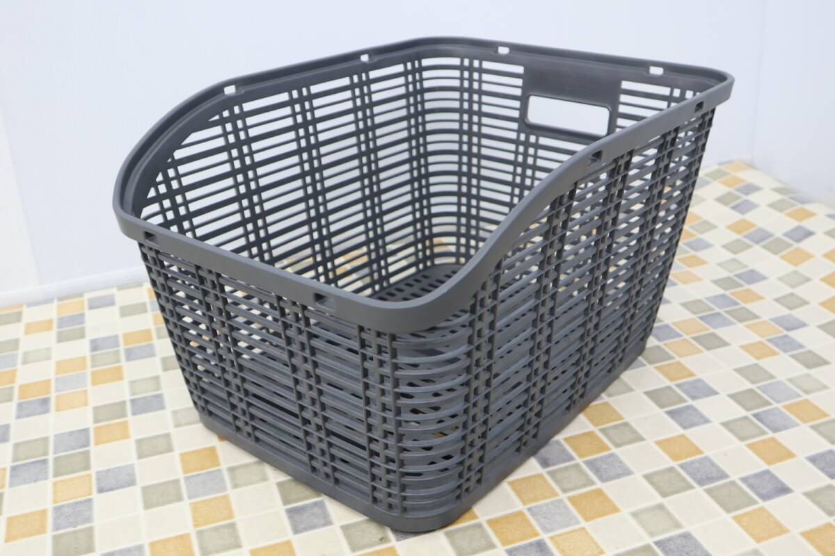 ▲ 未使用品｜リア バスケット 自転車用 後 カゴ｜OGK ｜グレー 取付ネジ付き 横33.5×奥行42ｃｍ プラスチック製■N3879_画像1