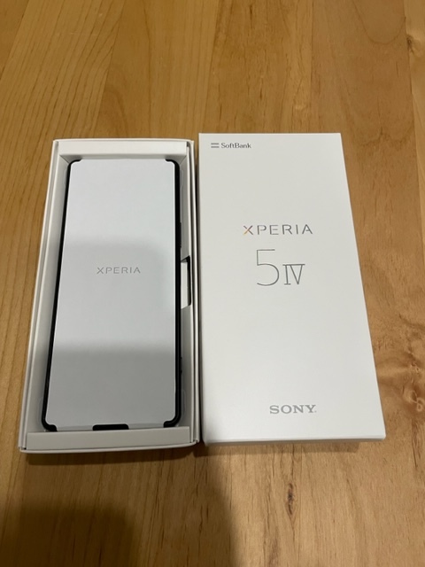 【新品同様】Xperia 5 IV 6.1インチ メモリー8GB ストレージ128GB ブラック ソフトバンク【判定◯】