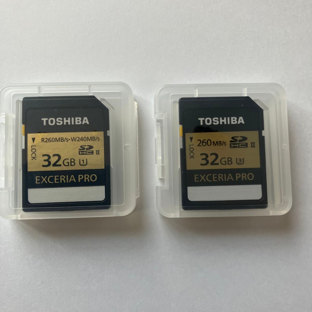 中古品　TOSHIBA EXCERIA PRO SDHCカードTHNSX032GAABM4  32GB 2個