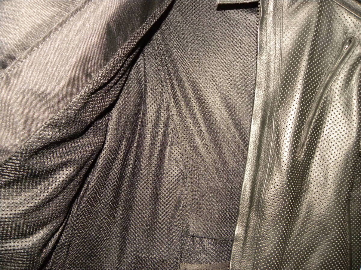 美品　GENUINE Leather　レザージャケット　カラー：ブラック_画像8
