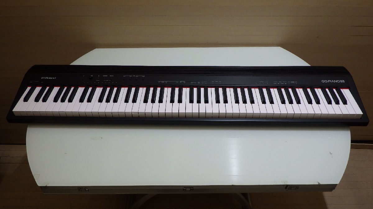 K336-25560 展示デモ使用品 ローランド 88鍵電子ピアノ GO:PIANO88 2022年製 本格的なピアノサウンド コードレス可能 軽量ボディ 楽器 演奏