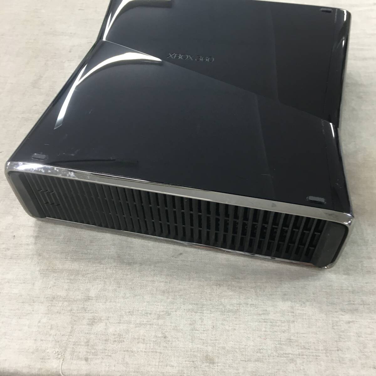  present condition goods Microsoft Xbox360 250GB RKH-00014