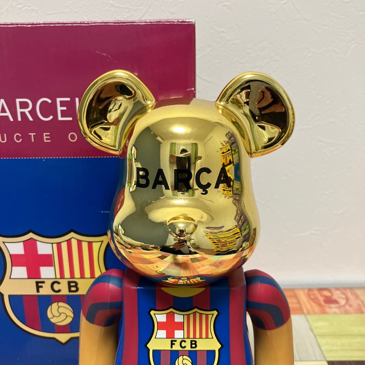 FCB05-06ビッグイヤーBE@RBRICK 400%＋100%セット　バルサ　ベアブリック バルセロナ_画像2