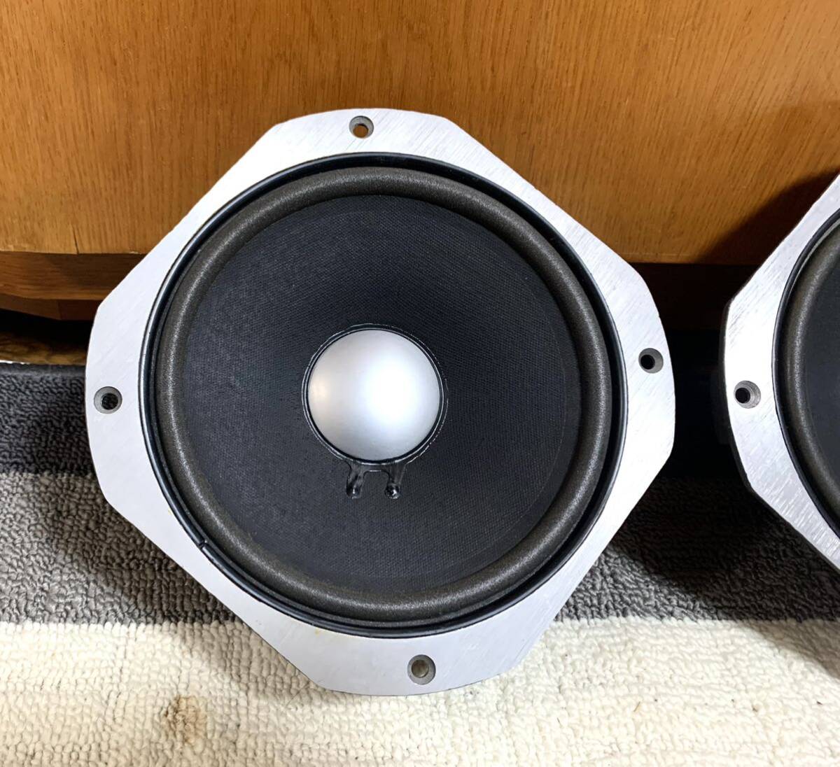 JBL 2115A スピーカーのユニットペア。(動作良好)(新しいウレタンエッジ交換済み)_画像4