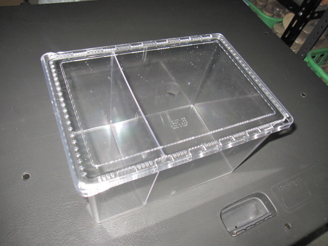 [2 piece ] clear slider Large * breeding case 