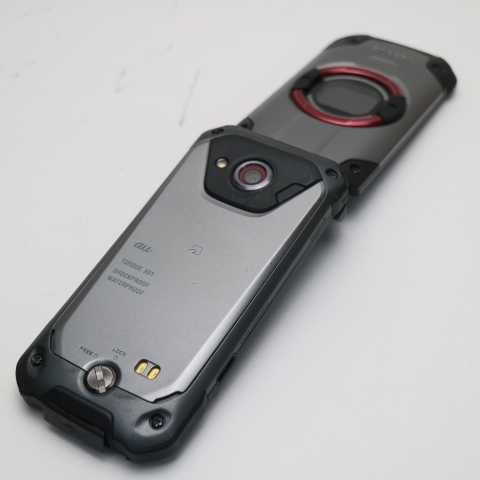 美品 au KYF33 TORQUE X01 シルバー 即日発送 ガラケー AU KYOCERA 本体 白ロム あすつく 土日祝発送OK_画像2