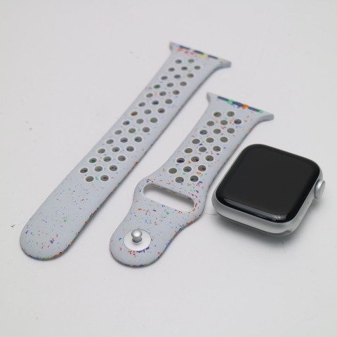 新品同様 Apple Watch SE（第2世代） 40mm GPS シルバー スマホ 中古あすつく 土日祝発送 即日発送