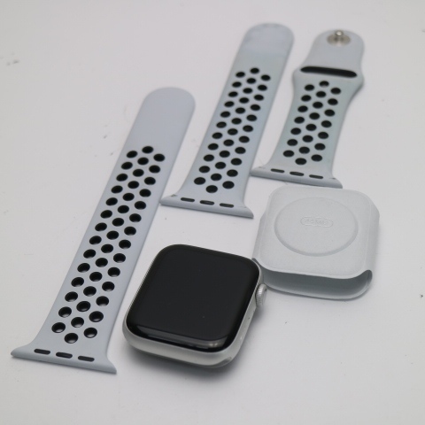  beautiful goods Apple Watch Series6 44mm white same day shipping Watch Apple.... Saturday, Sunday and public holidays shipping OK