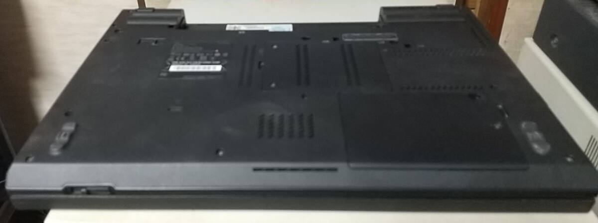 LENOVO レノボ製 ThinkPad T520 Core i7-2620M(2.90GHz) RAM 8GB/SSD・HDD・OS無し/15.6インチ/フルHD液晶 FHD/Nvidia 4200M/無線LAN_画像3