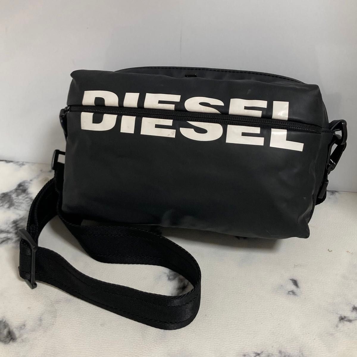 美品 DIESEL ディーゼル ロゴ ショルダーバッグ クロスボディバッグ