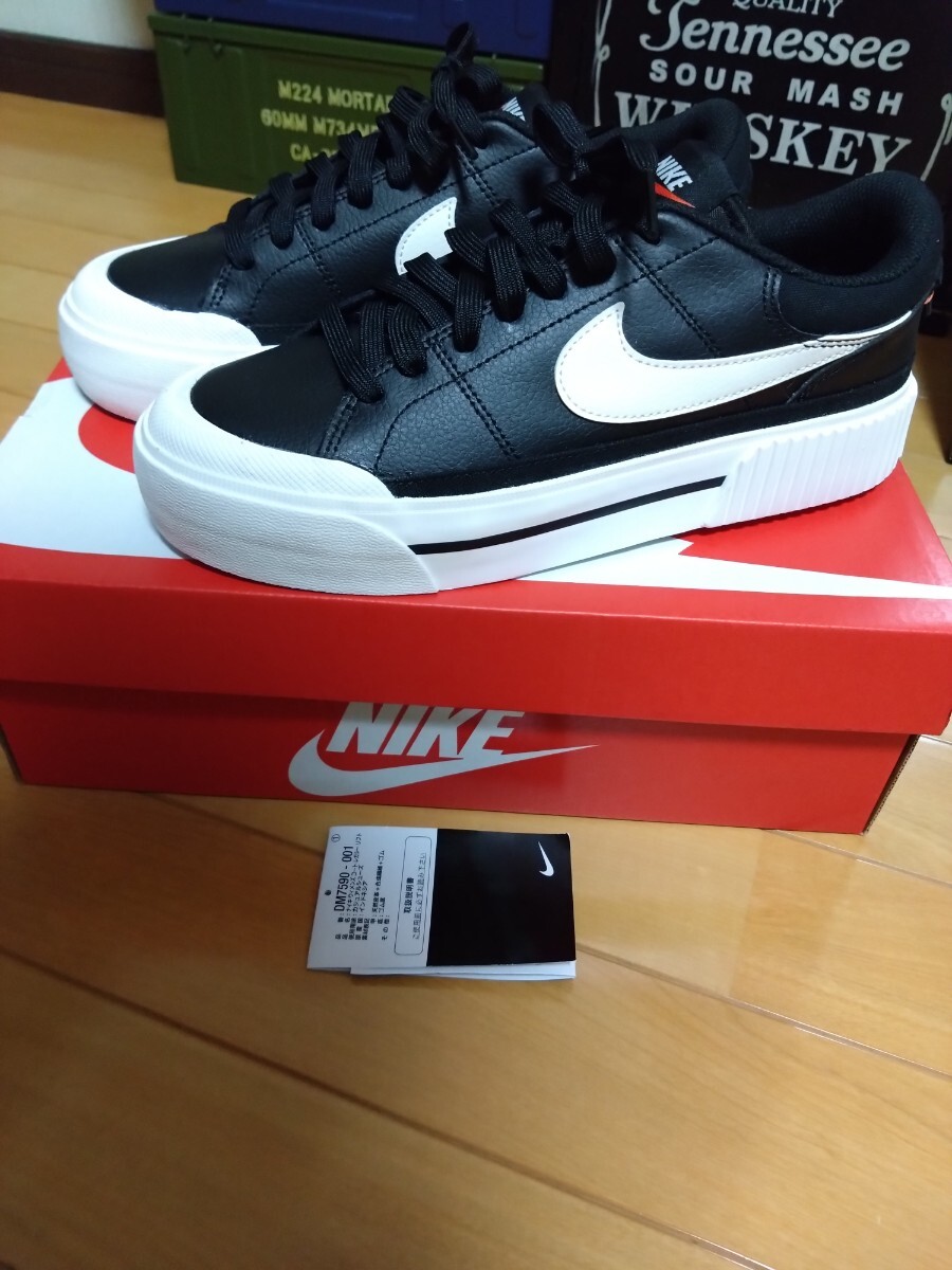 未使用 WMNS NIKE COURT LEGACY LIFT ナイキ コートレガシーリフト 24.5cm _画像1