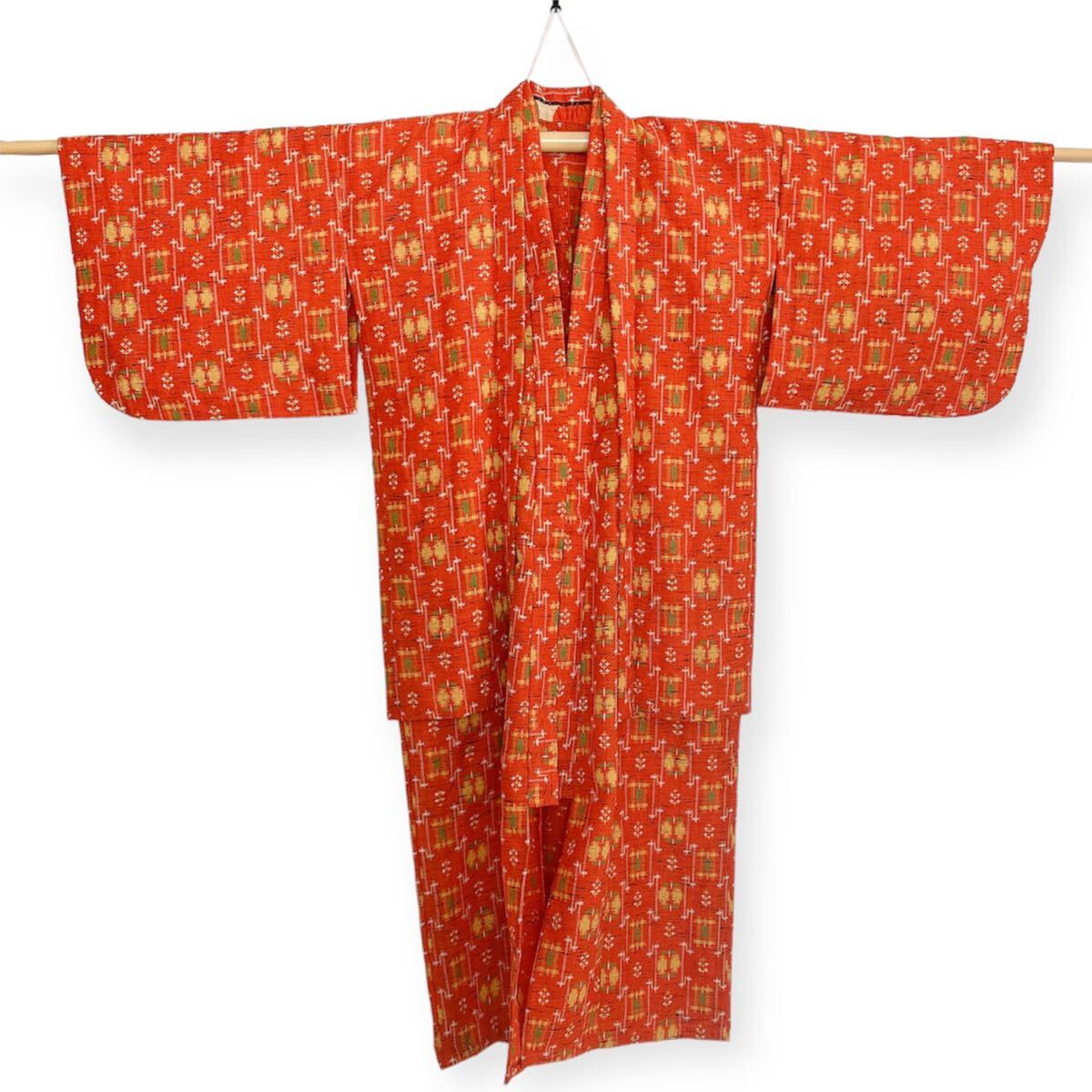 [ Rene -toru] child kimono ensemble . orange color girl Vintage Showa Retro floral print * including in a package possible *3081