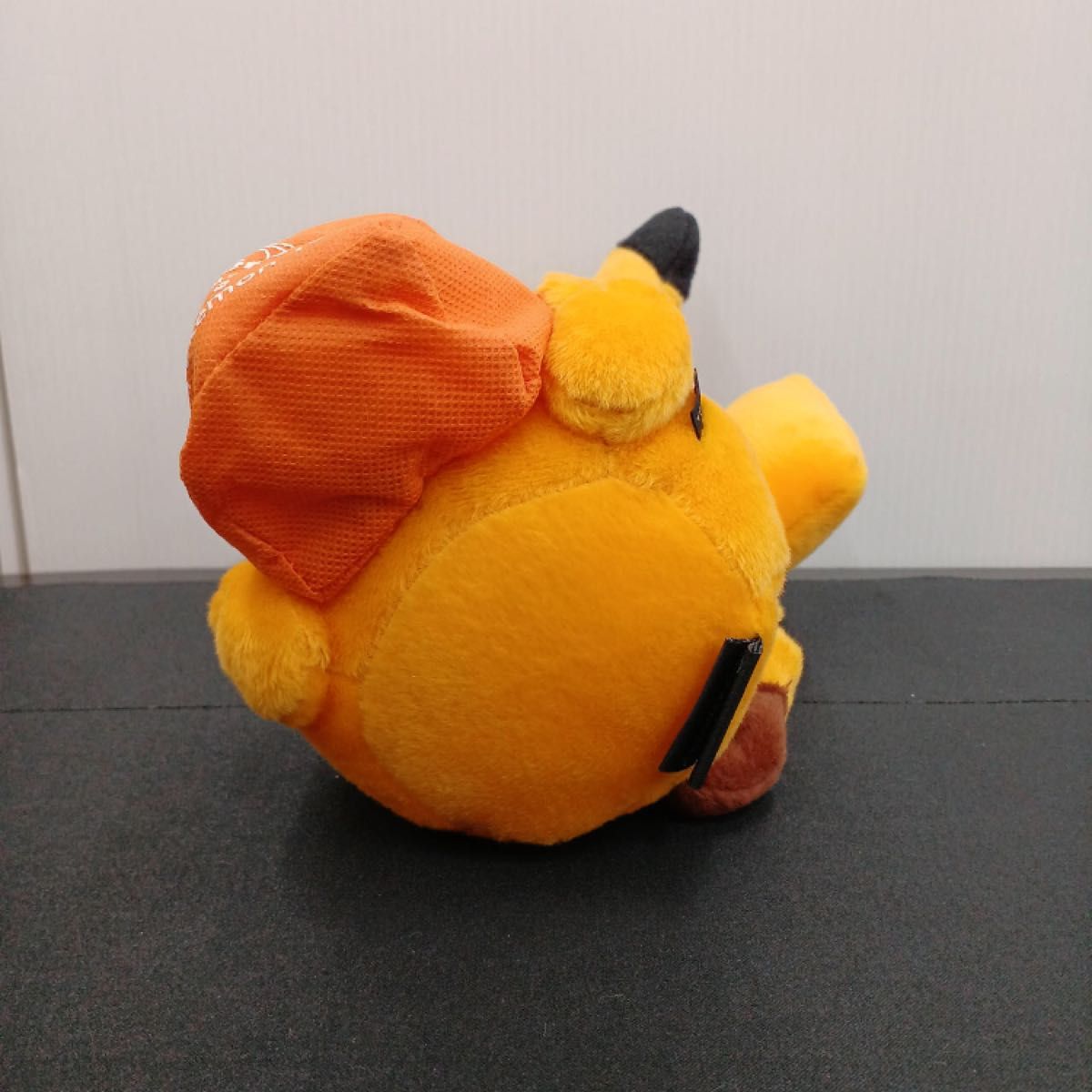 ぬいぐるみ ピカチュウ ポケモンセンター ポケモン beams 色違い ぬいぐるみ ピカチュウ ポケモンセンター ポケモン beams 色違い