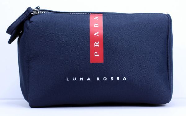 prdp11ｎ 新品未使用本物 PRADA プラダ 「LUNA ROSSA]　ノベルティポーチ_画像1