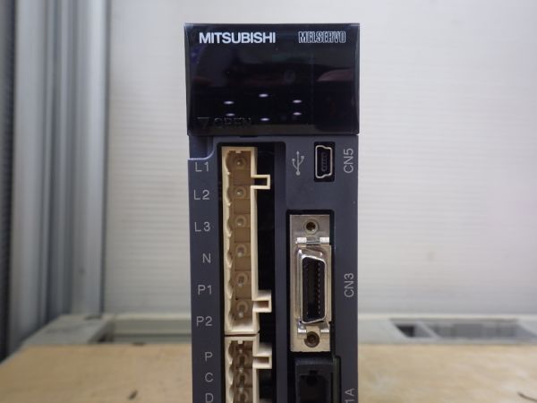 さy3043◆三菱 MITSUBISHI MR-J3-40B サーボアンプ シーケンサー 中古_画像7