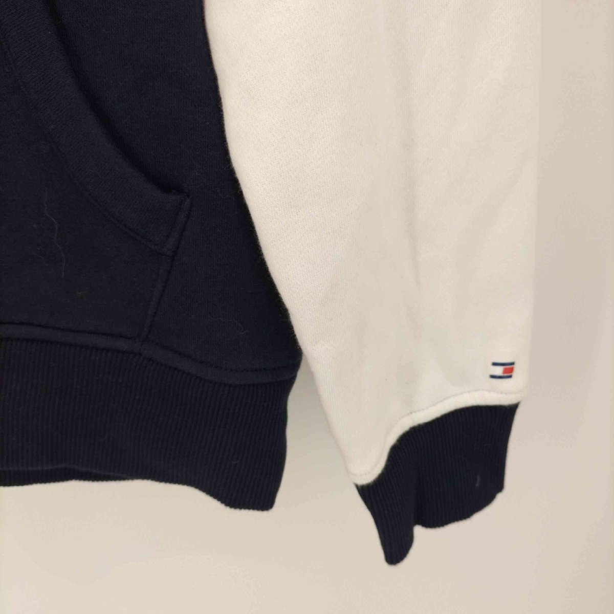 TOMMY HILFIGER(トミーヒルフィガー) SPORT ロゴデザイン プルオーバーパーカー メンズ 中古 古着 0833_画像5