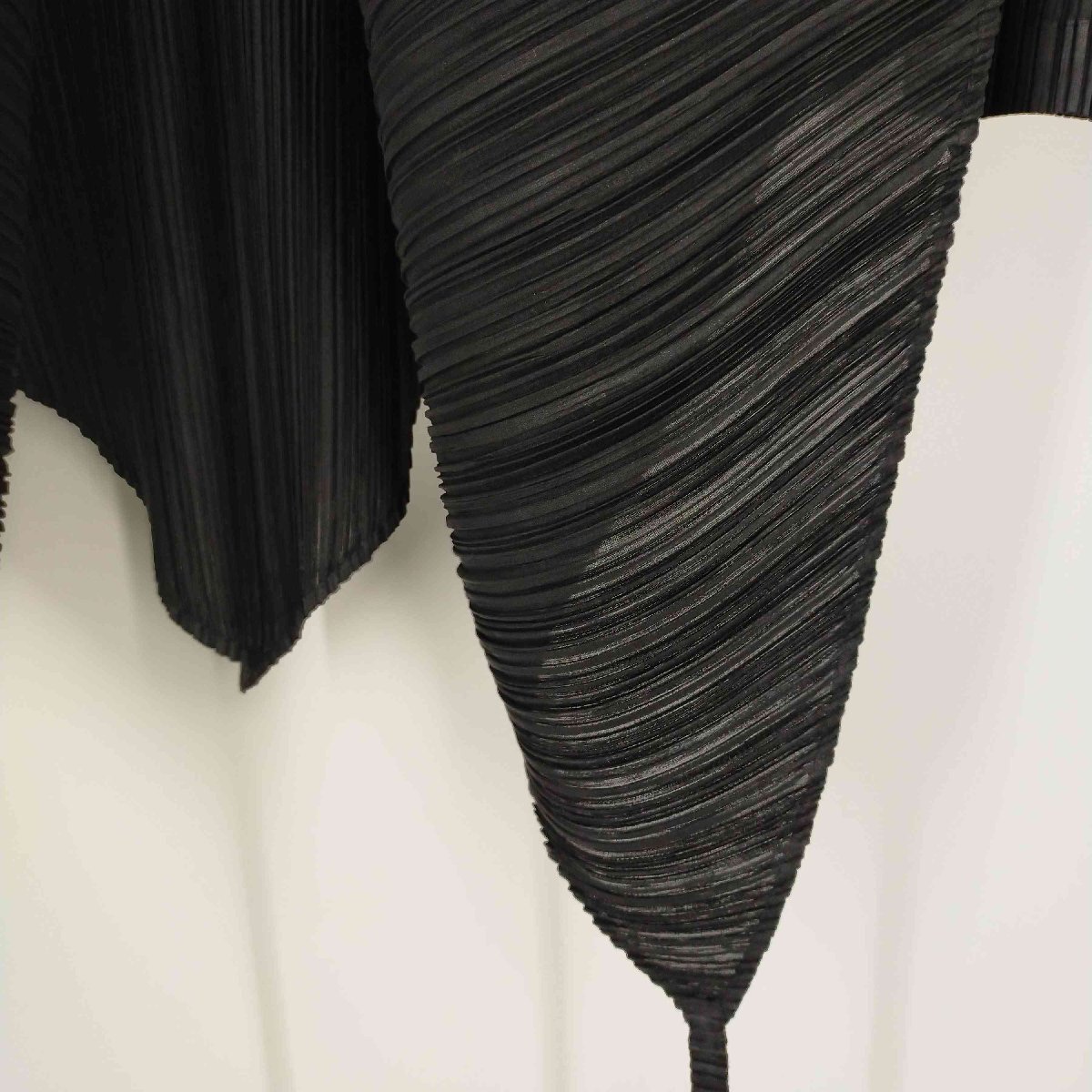 PLEATS PLEASE ISSEY MIYAKE(プリーツプリーズイッセイミヤケ) 21SS プリーツ 中古 古着 0226_画像5